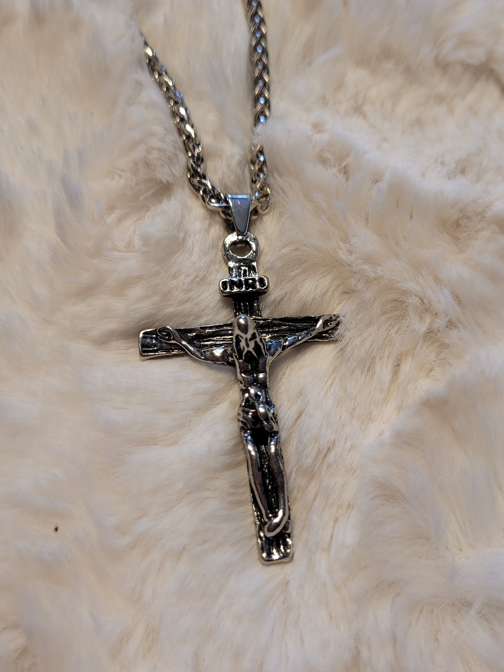 Crucifix Pendant Cross Necklace 28" Chain